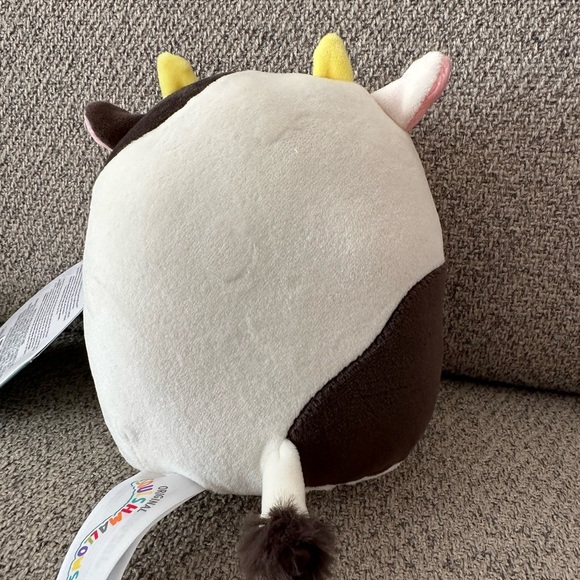 Nwt  Connor the Cow 5” Squishmaillows - Picture 2 of 3